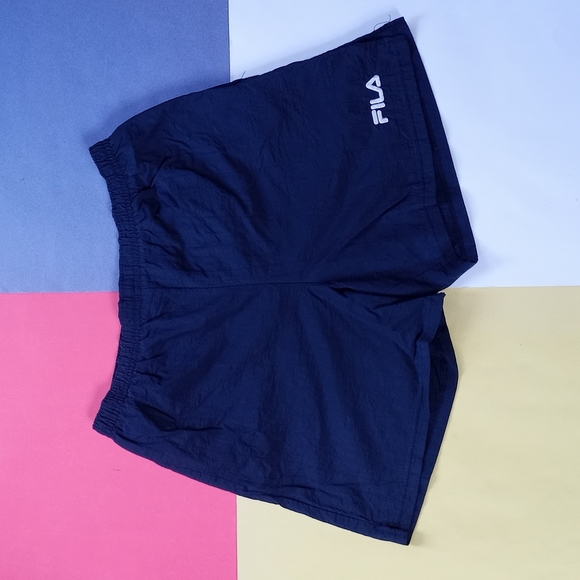 Vintage FILA Essential Shorts with liner & pockets - Picture 1 of 5